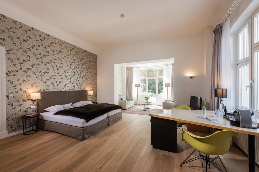 Boutique-Hotel Villa Anna ไอเซนัค ภายนอก รูปภาพ